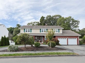 28 Fieldstone Dr