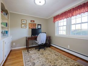 28 Fieldstone Dr, Stoneham MA 02180