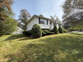 9 Hancock St, Milford MA 01757