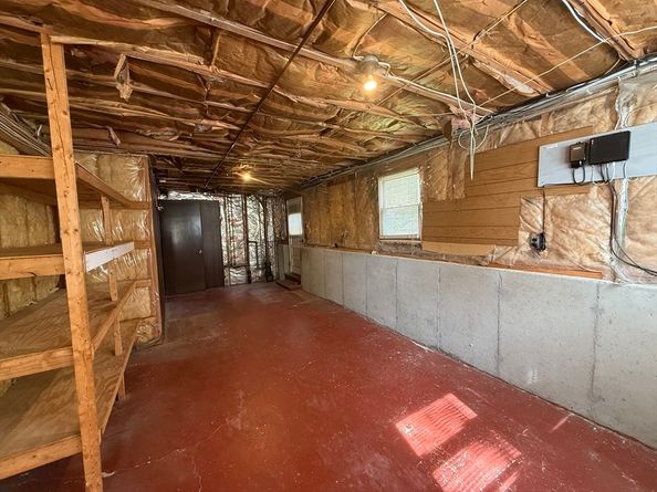 9 Hancock St, Milford MA 01757