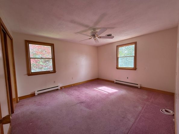 9 Hancock St, Milford MA 01757