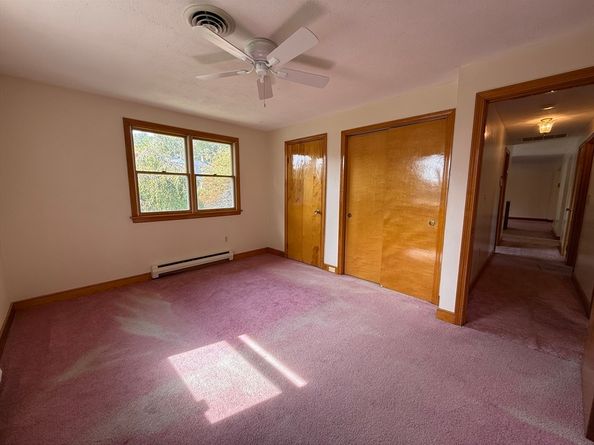 9 Hancock St, Milford MA 01757