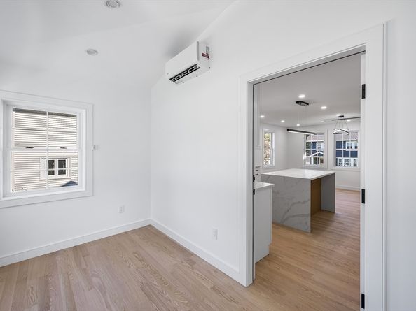 39 Morrison Rd, Braintree MA 02184