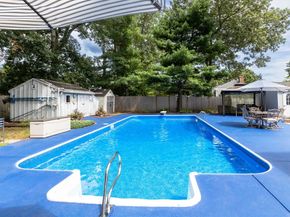 55 Turner Rd, Rockland MA 02370