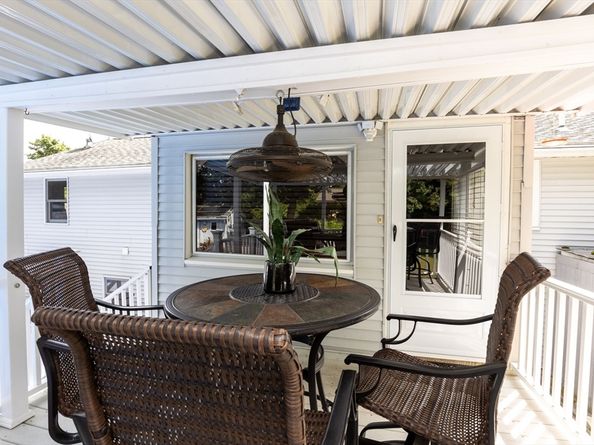 55 Turner Rd, Rockland MA 02370