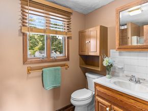 55 Turner Rd, Rockland MA 02370