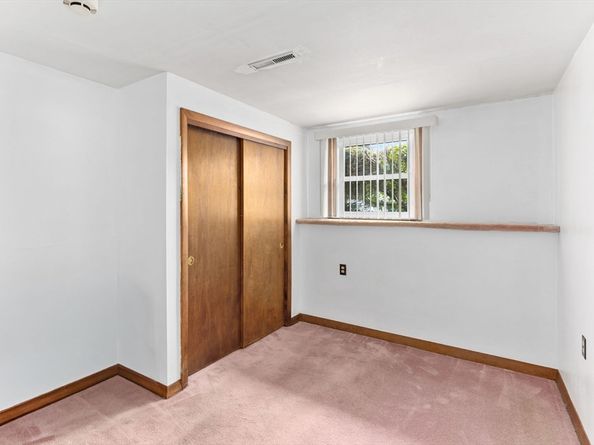 55 Turner Rd, Rockland MA 02370