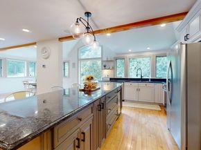 22 Old Cambridge Tpke, Lincoln MA 01773