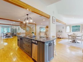 22 Old Cambridge Tpke, Lincoln MA 01773