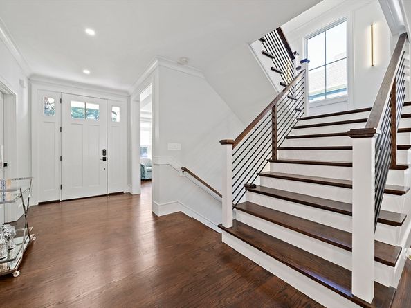 116 Indian Ln, Canton MA 02021