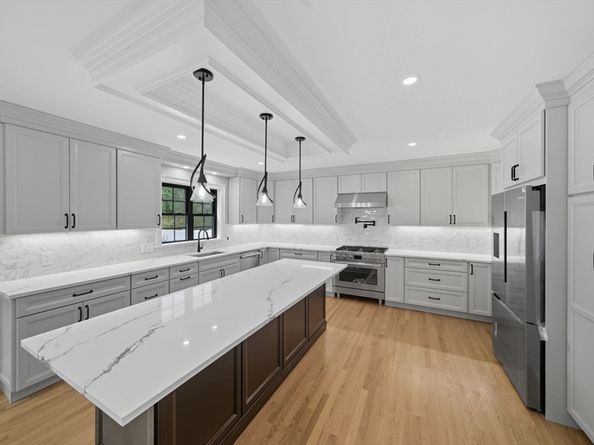 185 Lexington Street, Woburn MA 01801