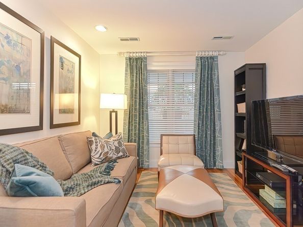 1306 Columbia Rd 1C, Boston MA 02127