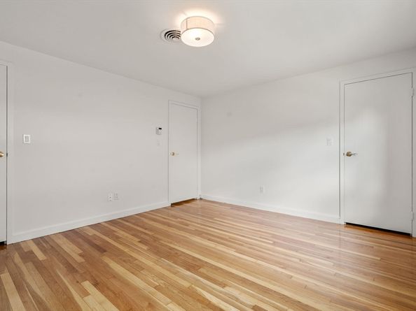 158 Church Street 158, Waltham MA 02452