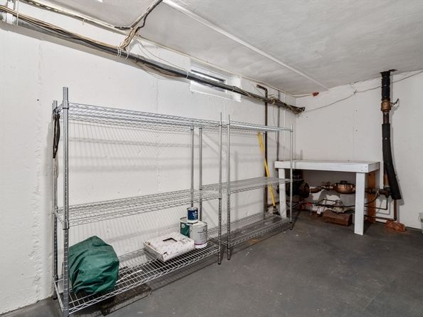 158 Church Street 158, Waltham MA 02452