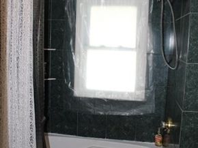 78 Grove St, Gloucester MA 01930