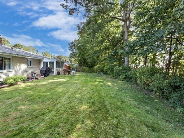 232 Bates Rd, Brockton MA 02302