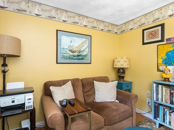 232 Bates Rd, Brockton MA 02302