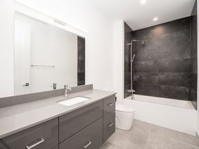 340 West 2nd Street 19, Boston MA 02127