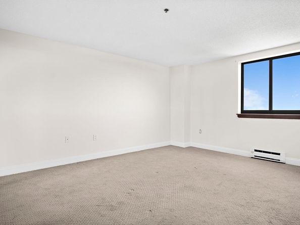 200 Burkhall 803, Weymouth MA 02190