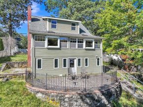 210 Barton Rd, Stow MA 01775