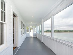 90 Shore Ave, Quincy MA 02169