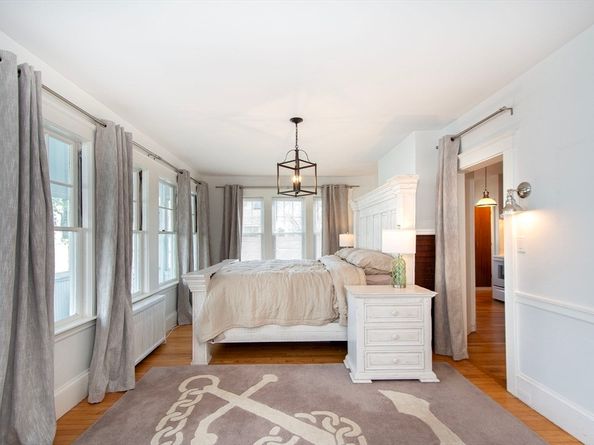90 Shore Ave, Quincy MA 02169
