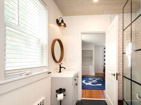90 Shore Ave, Quincy MA 02169