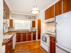 90 Shore Ave, Quincy MA 02169