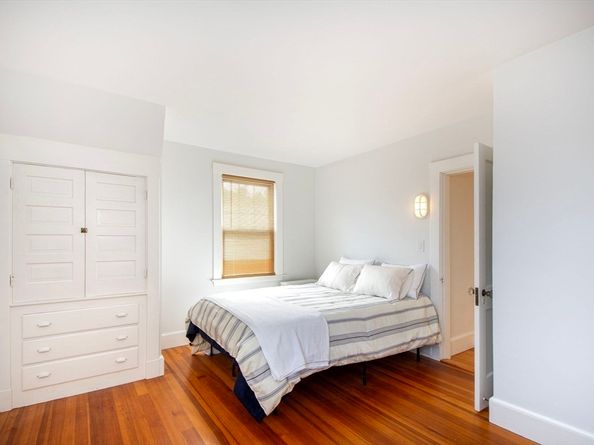 90 Shore Ave, Quincy MA 02169