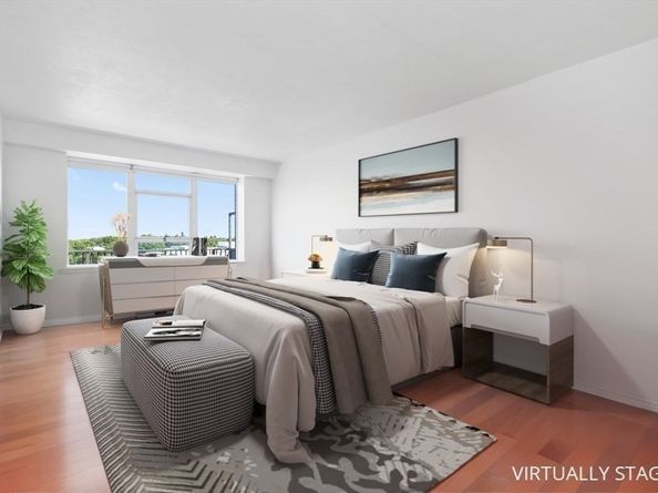 280 Boylston St PH10, Newton MA 02467