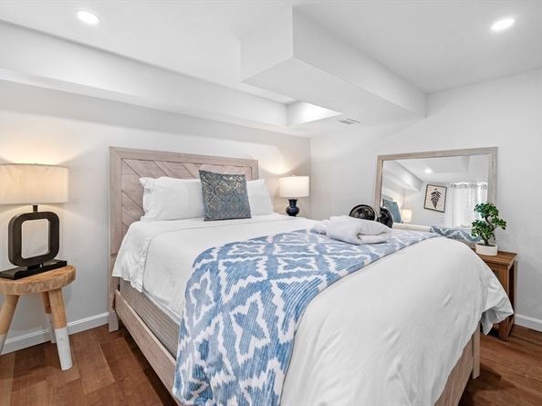 127 Selwyn St, Boston MA 02131