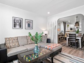 127 Selwyn St, Boston MA 02131