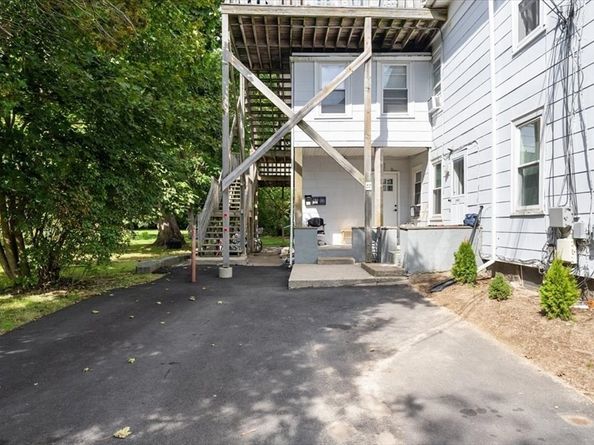 35-37 Salem St, Rockland MA 02370