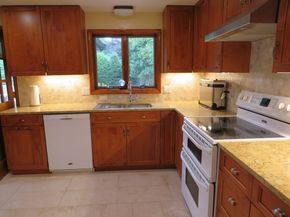8 Talbot Road, Canton MA 02021