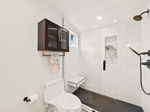 5 Leroy Rd, Lexington MA 02421