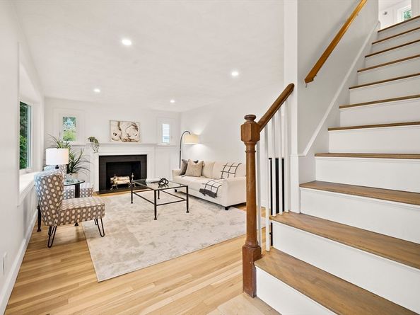 5 Leroy Rd, Lexington MA 02421