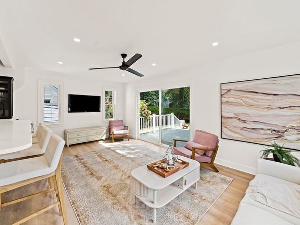 5 Leroy Rd, Lexington MA 02421