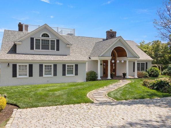 13 Phillips Ave, Rockport MA 01966