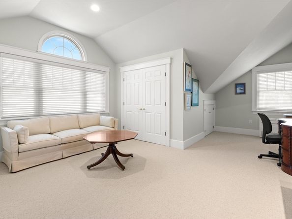 13 Phillips Ave, Rockport MA 01966