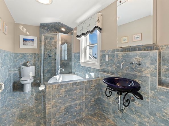 13 Phillips Ave, Rockport MA 01966