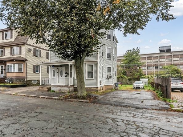 20 Ropes St, Beverly MA 01915