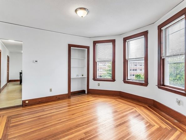 20 Ropes St, Beverly MA 01915