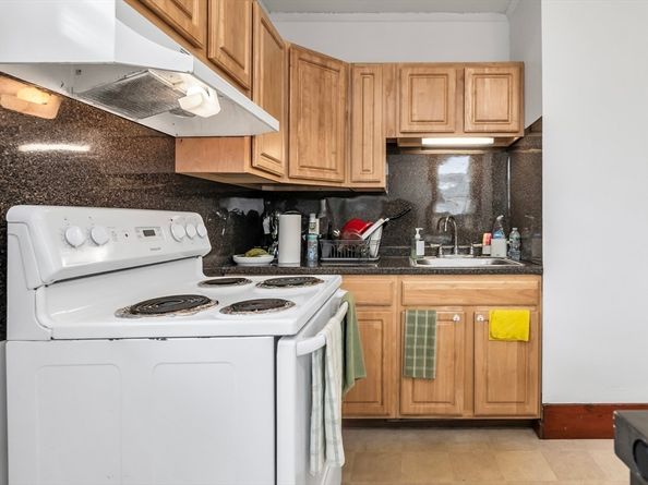 20 Ropes St, Beverly MA 01915