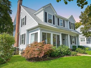 24 York St