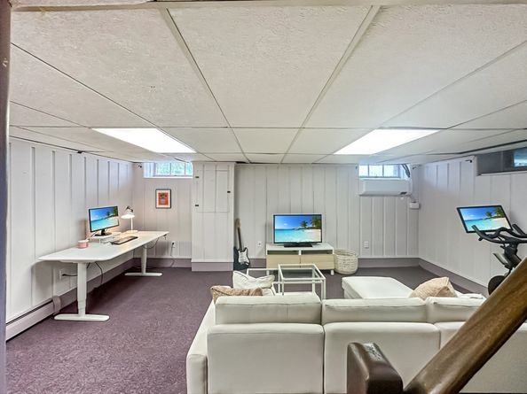 24 York St, Andover MA 01810
