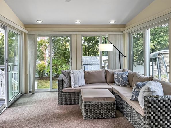 24 York St, Andover MA 01810