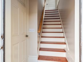 39 Meola Ave, Worcester MA 01606
