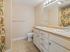 39 Meola Ave, Worcester MA 01606
