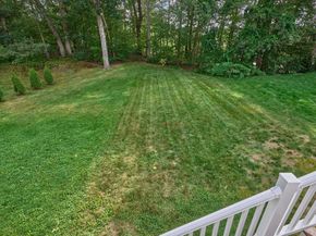 39 Meola Ave, Worcester MA 01606