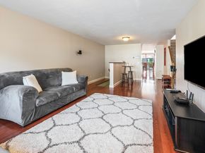 39 Meola Ave, Worcester MA 01606